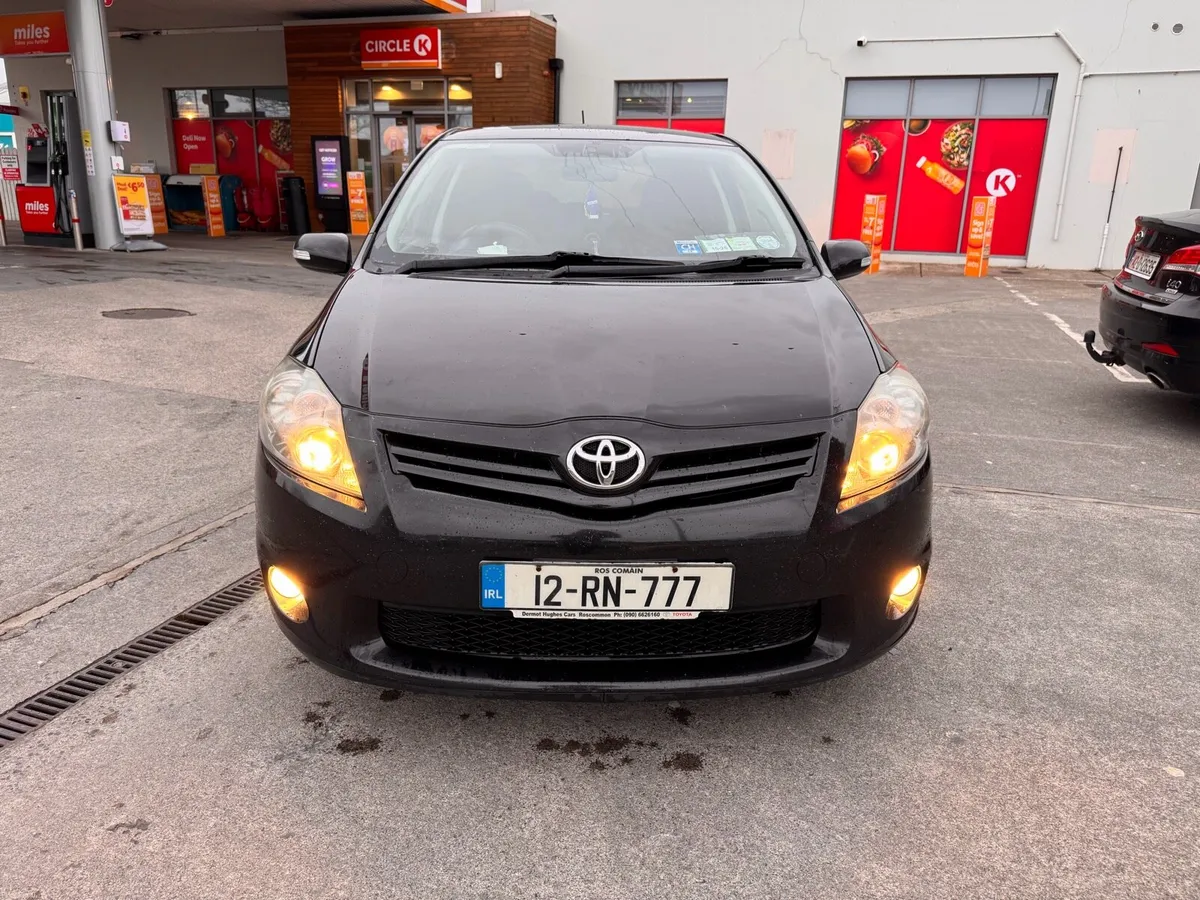 2012 Toyota Auris 1.4 Diesel - Image 2