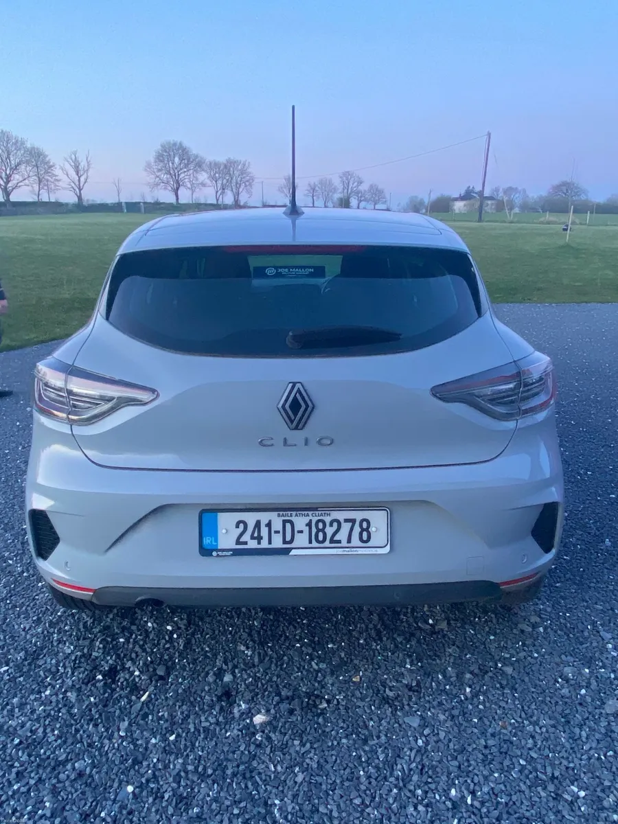 Renault Clio 2024 - Image 3