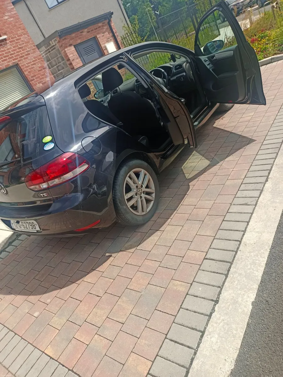 Volkswagen Golf 2012 - Image 4