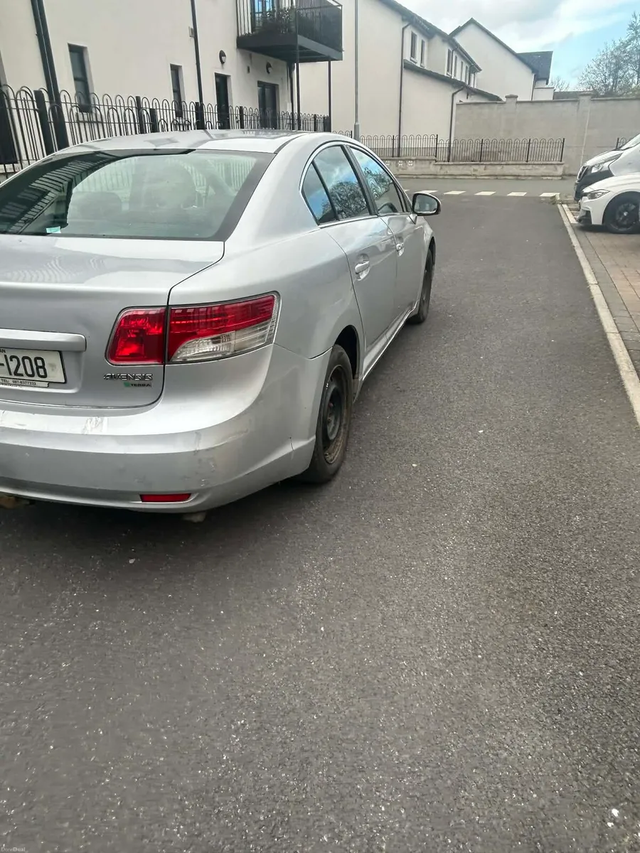 Toyota avensis - Image 2