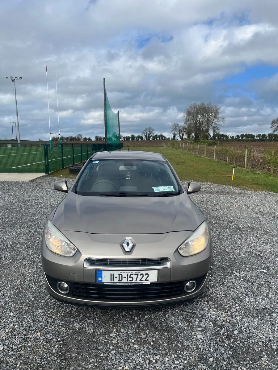 Renault Fluence 2011 - Image 1
