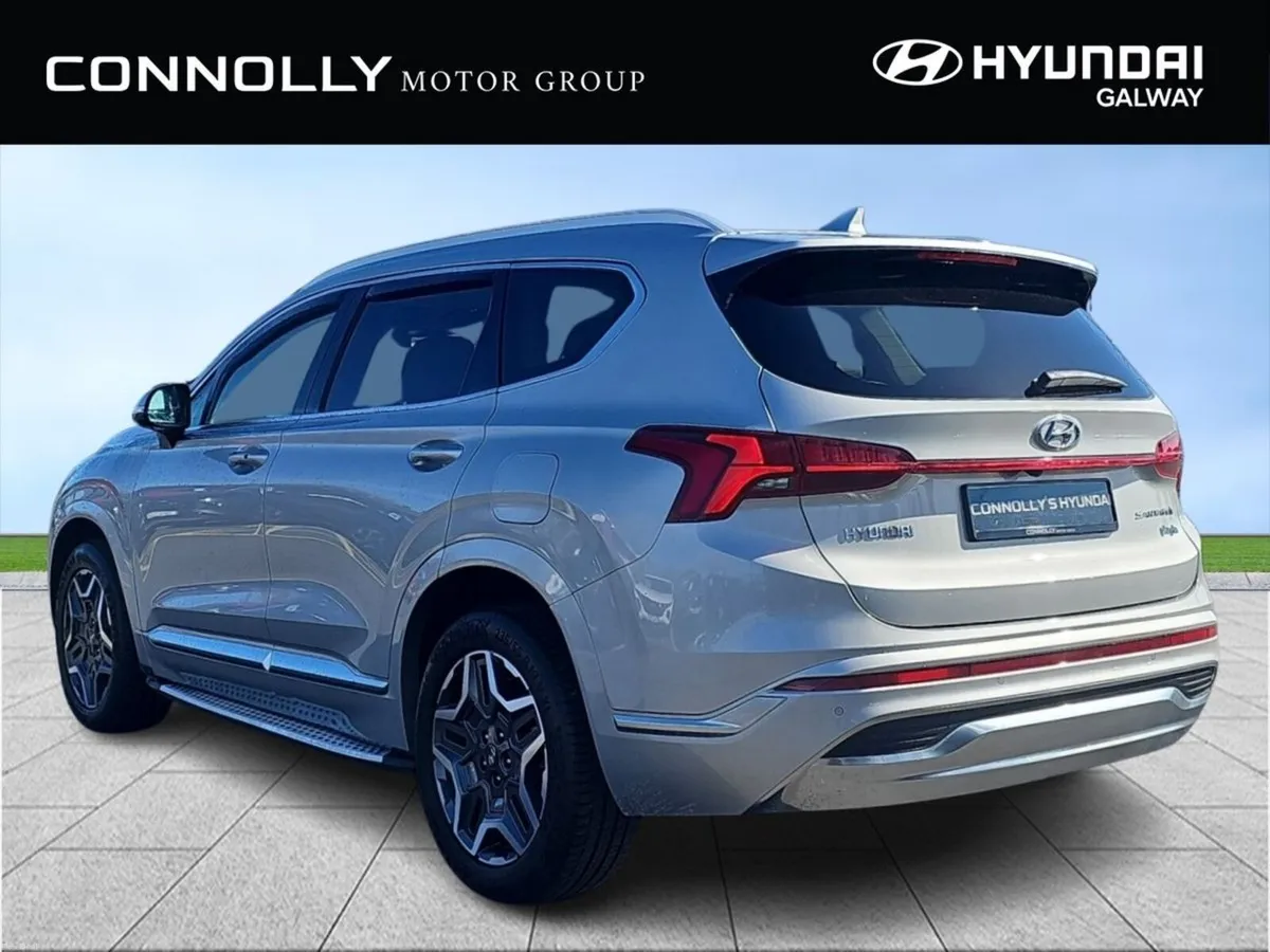 Hyundai Santa Fe 1.6 PHEV 4WD Executive Plus Auto - Image 3