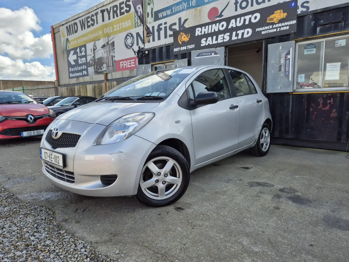 🦏 Toyota Yaris 2007 1.0 terra. 🦏 - Image 2