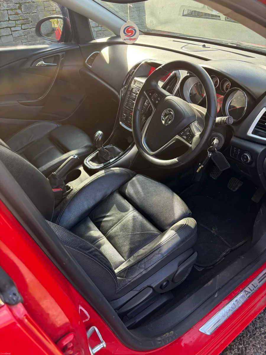 Vauxhall Astra 2015 - Image 4
