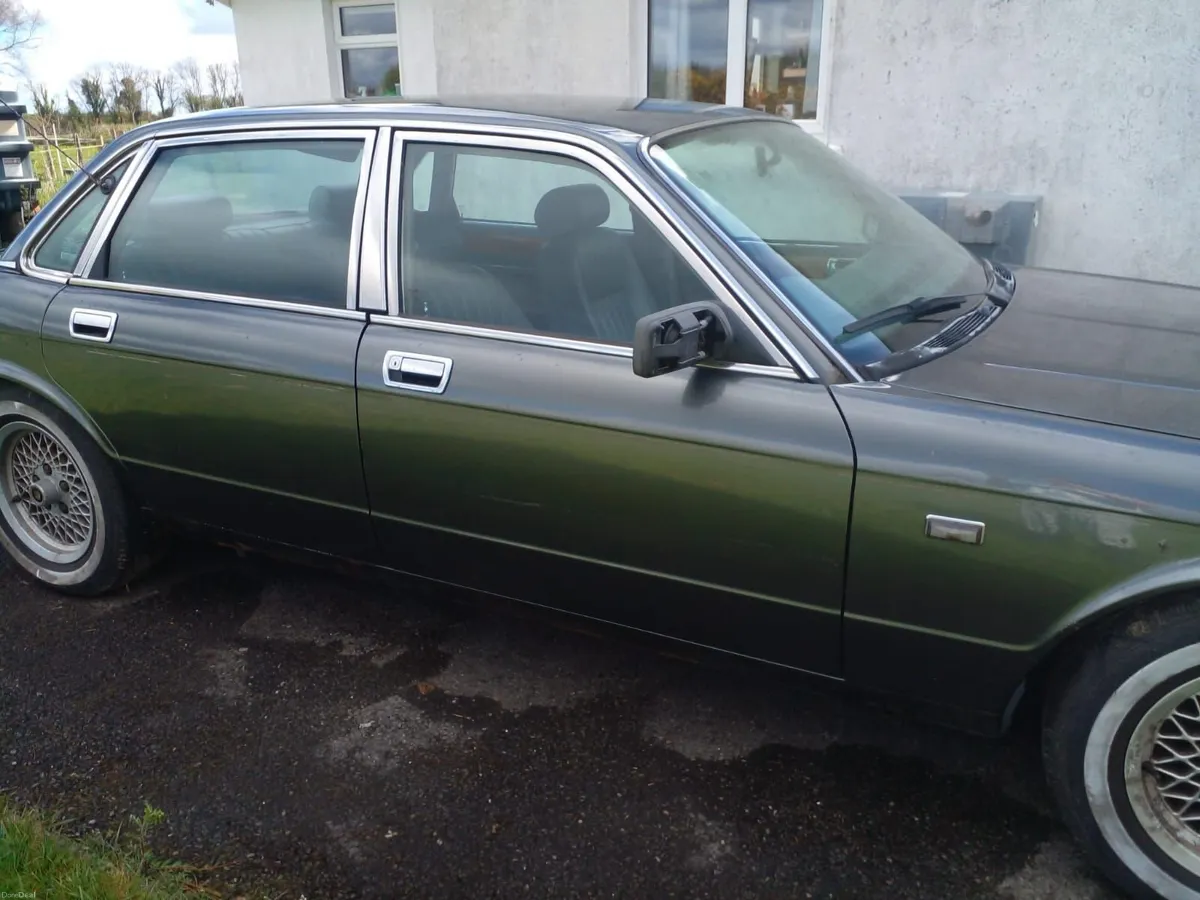 Jaguar XJ40 1990 - Image 6