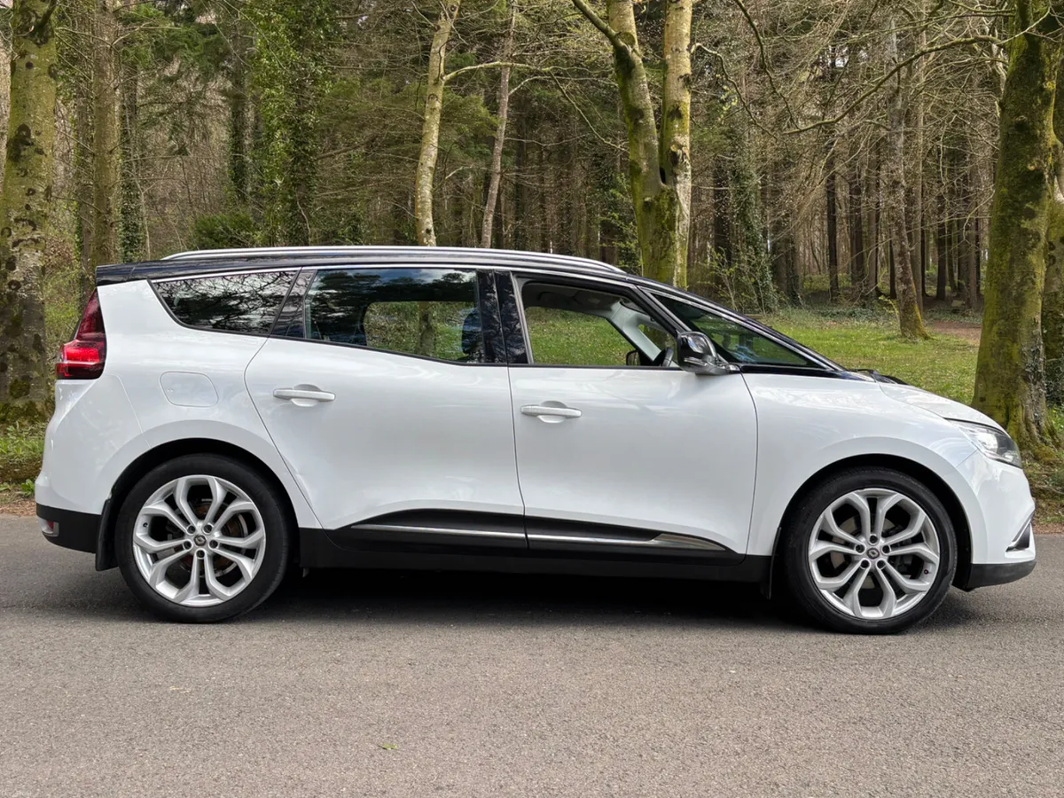 191 Renault Grand Scenic  1.8 Blue dCi 120 Iconic - Image 4