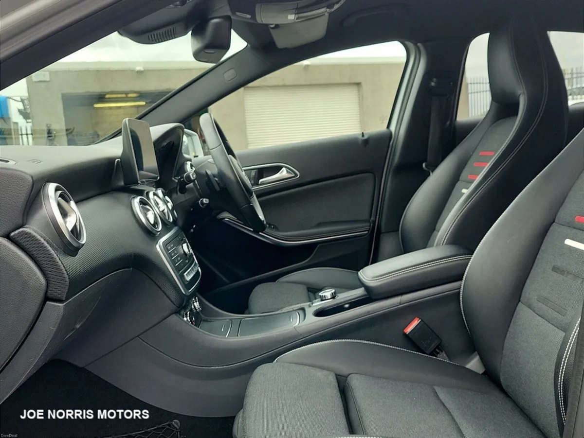 Mercedes-Benz A-Class A180 1.6 AUTOMATIC - Image 3