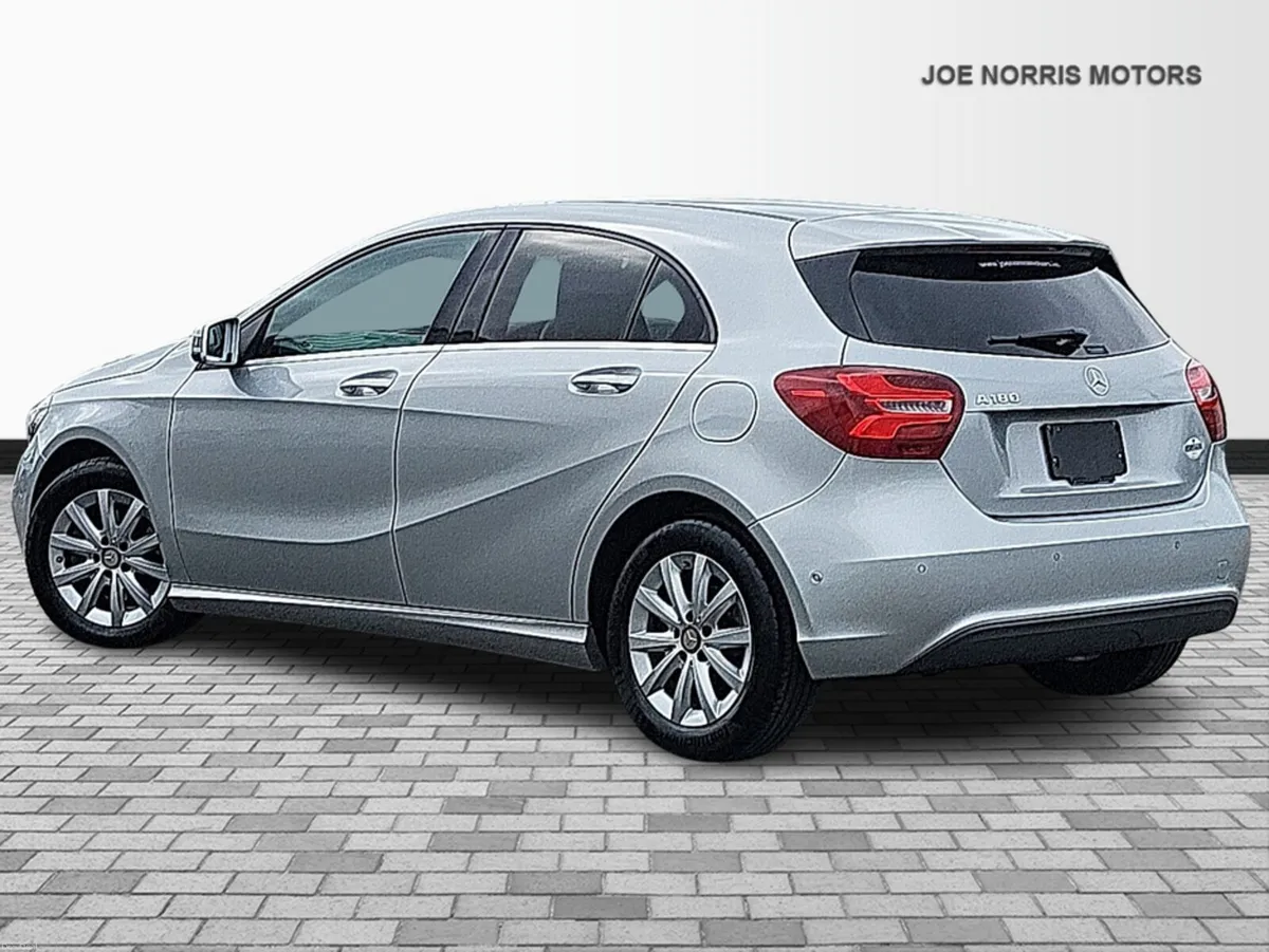 Mercedes-Benz A-Class A180 1.6 AUTOMATIC - Image 4