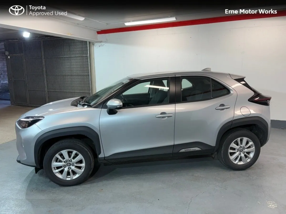Toyota Yaris Cross YARIS CROSS LUNA*REDUCED BY €50 - Image 2