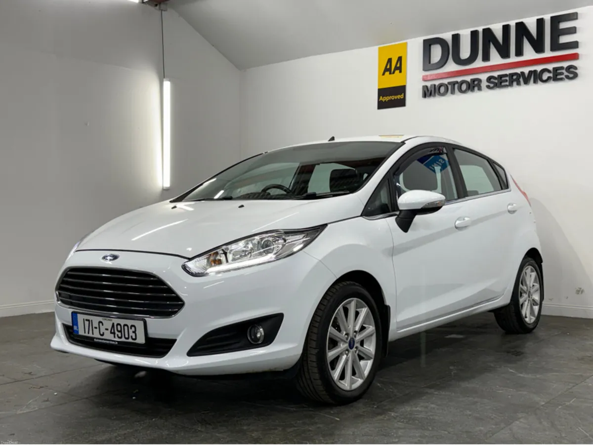 Ford Fiesta **TITANIUM EDITION **MULTIPLE SERVICE - Image 2
