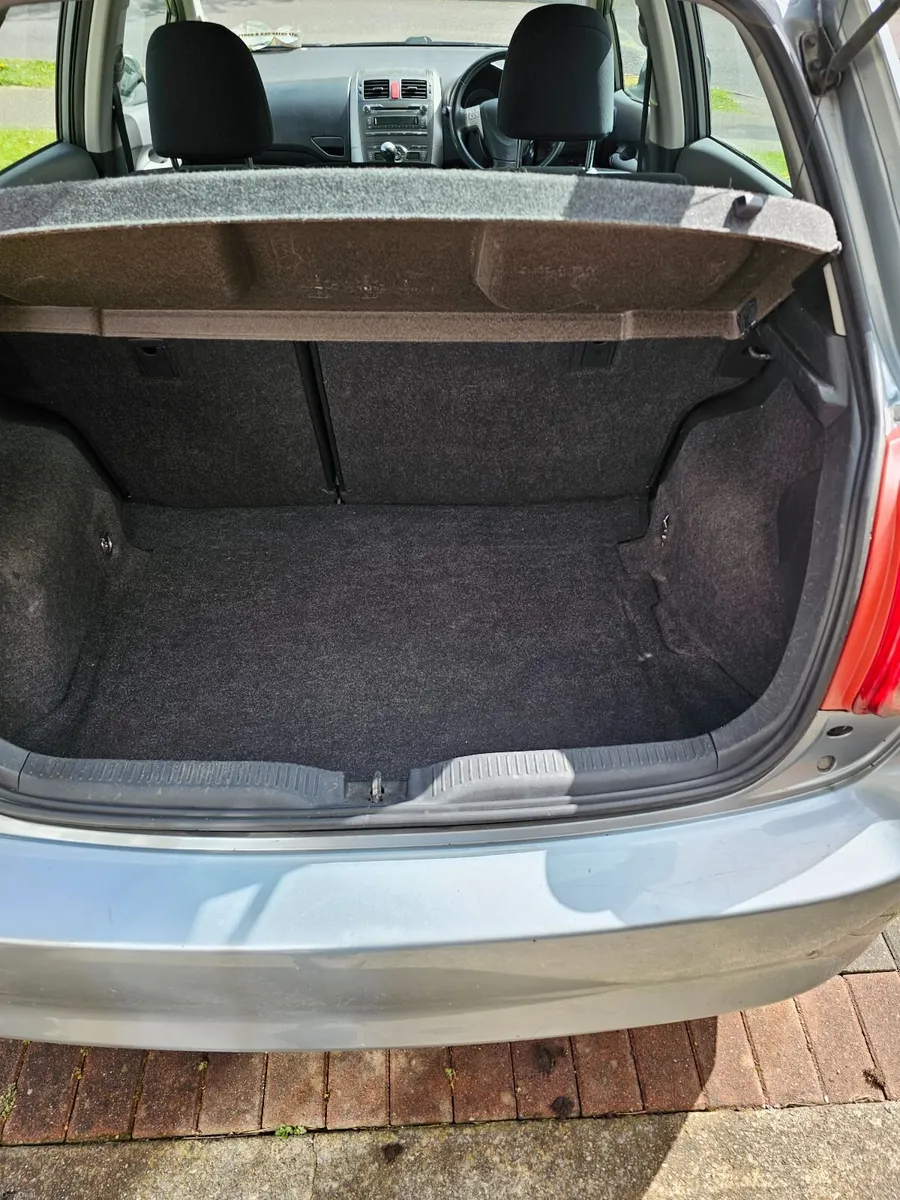 Toyota Auris 2008 - Image 4