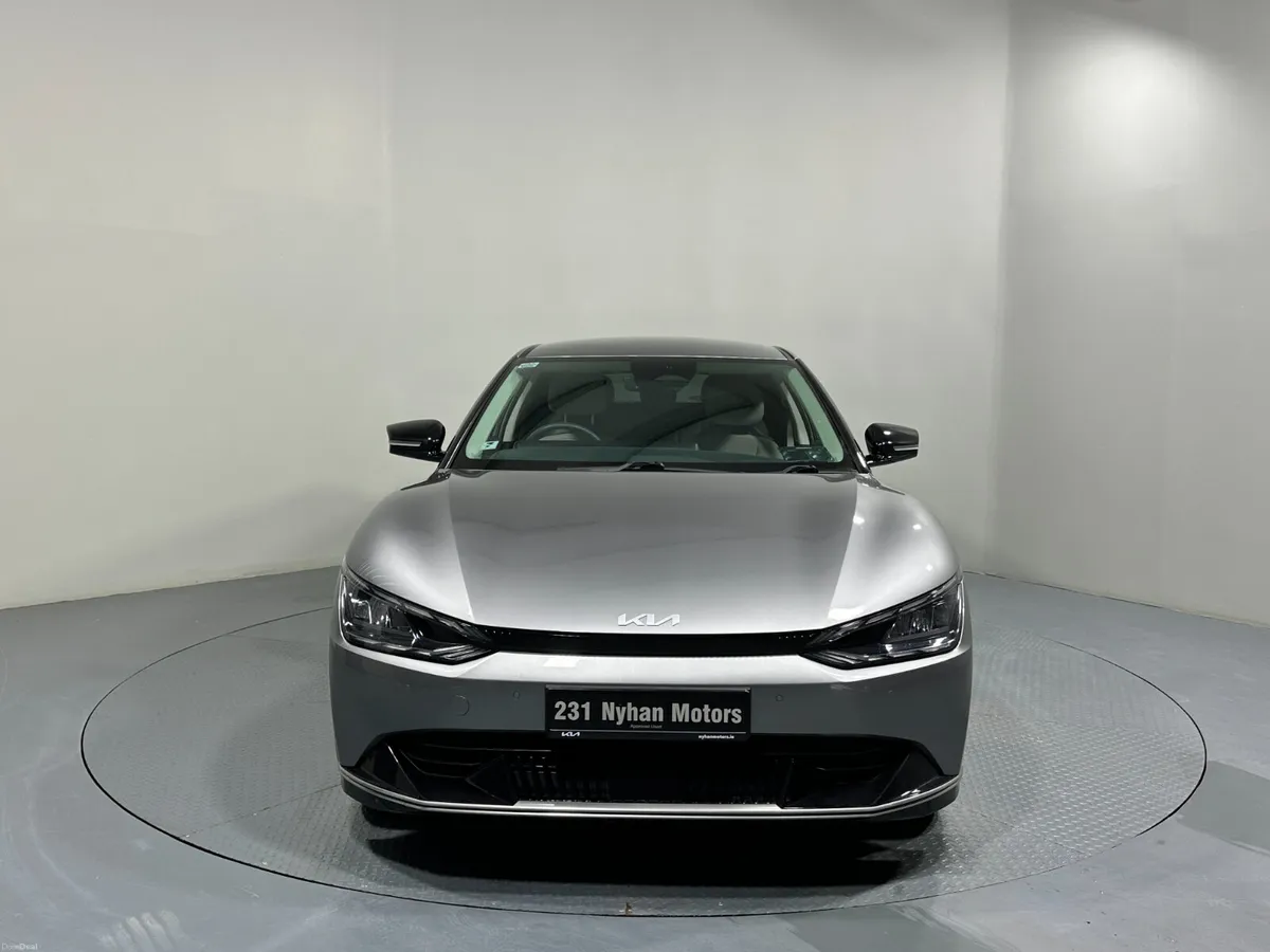 Kia EV6 Earth 77.4 KW/H Battery 500 KMS Range 231 - Image 2