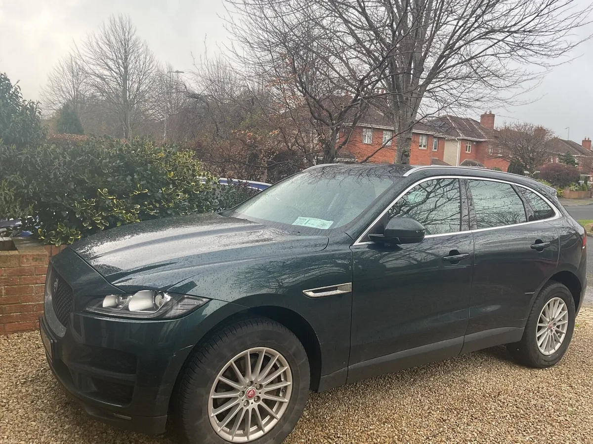 Jaguar F-Pace 2016 - Image 2