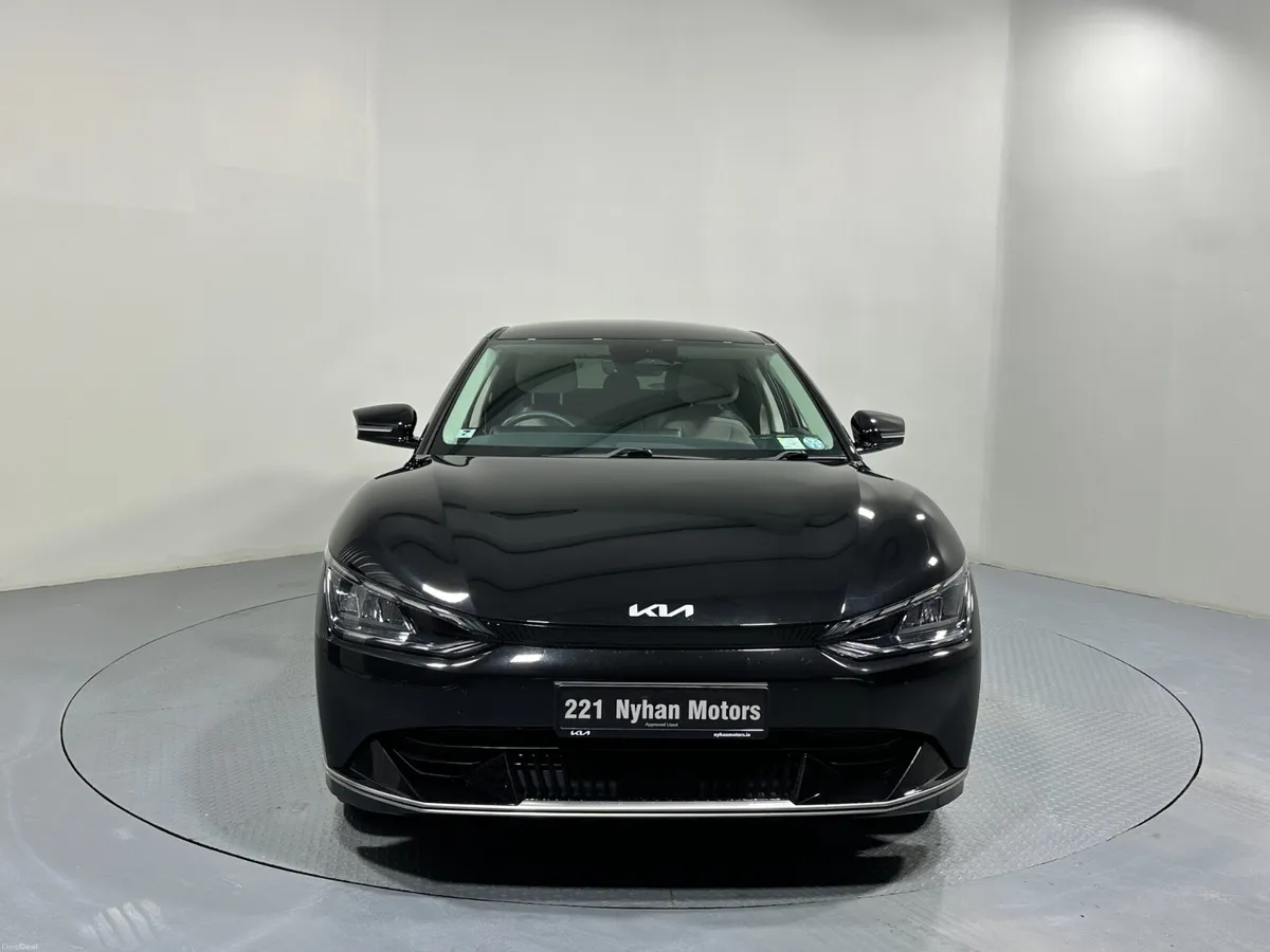 Kia EV6 Earth 77.4 KW/H Battery 500 KMS Range 221 - Image 2