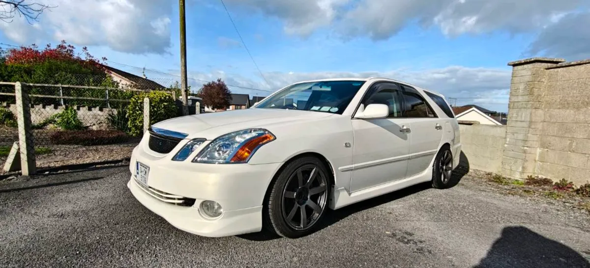 Toyota Mark II Blit - Image 4