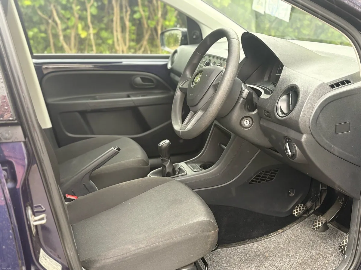 2017 Skoda Citigo 1L petrol - Image 3