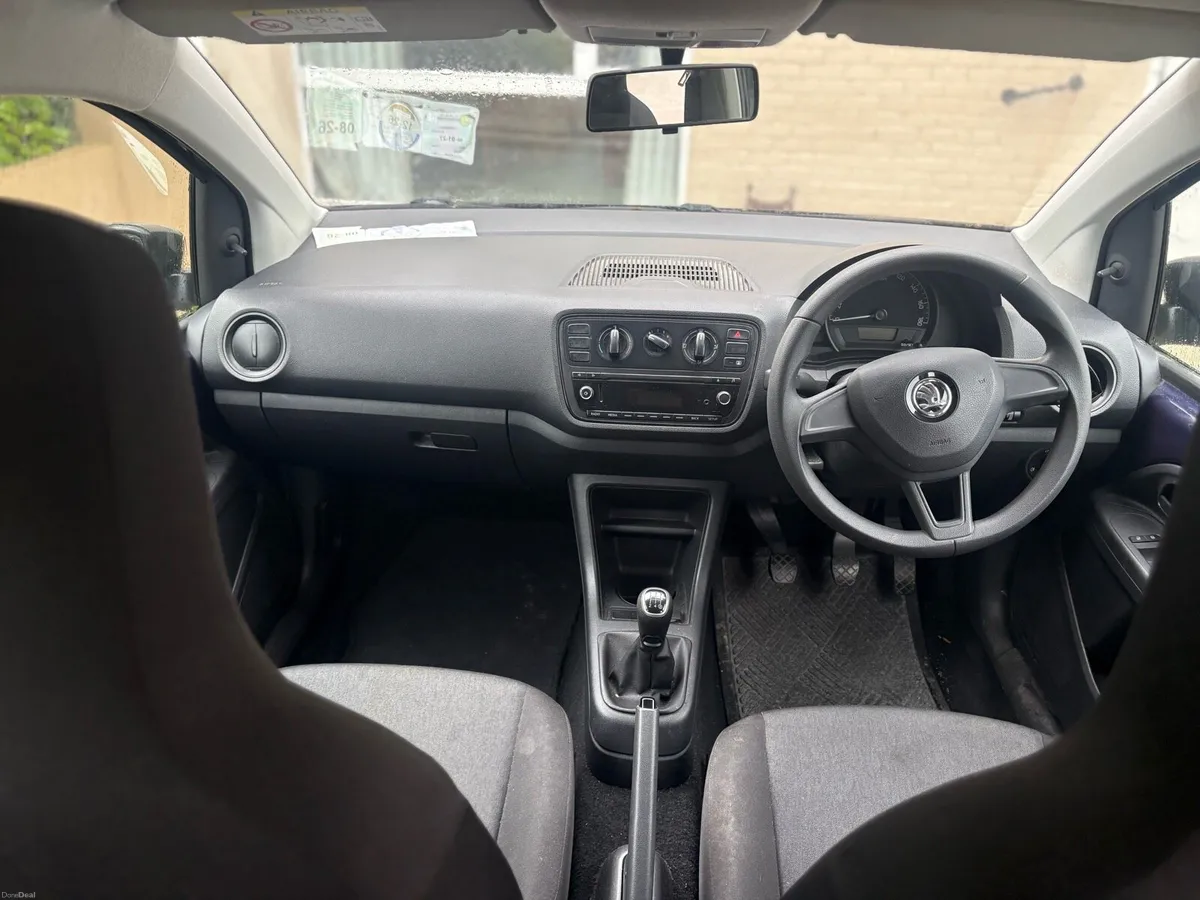 2017 Skoda Citigo 1L petrol - Image 4