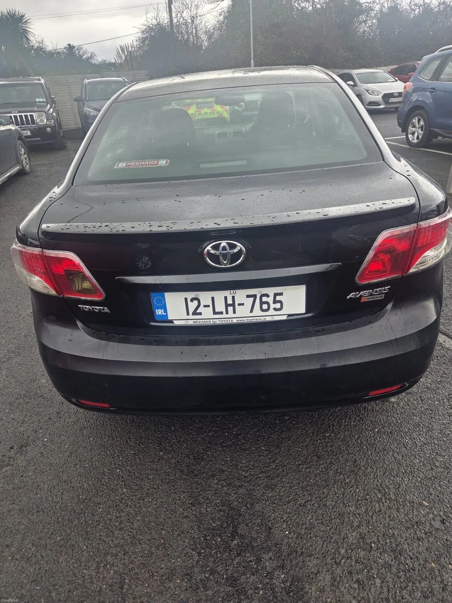 2013 Toyota Avensis - Image 2
