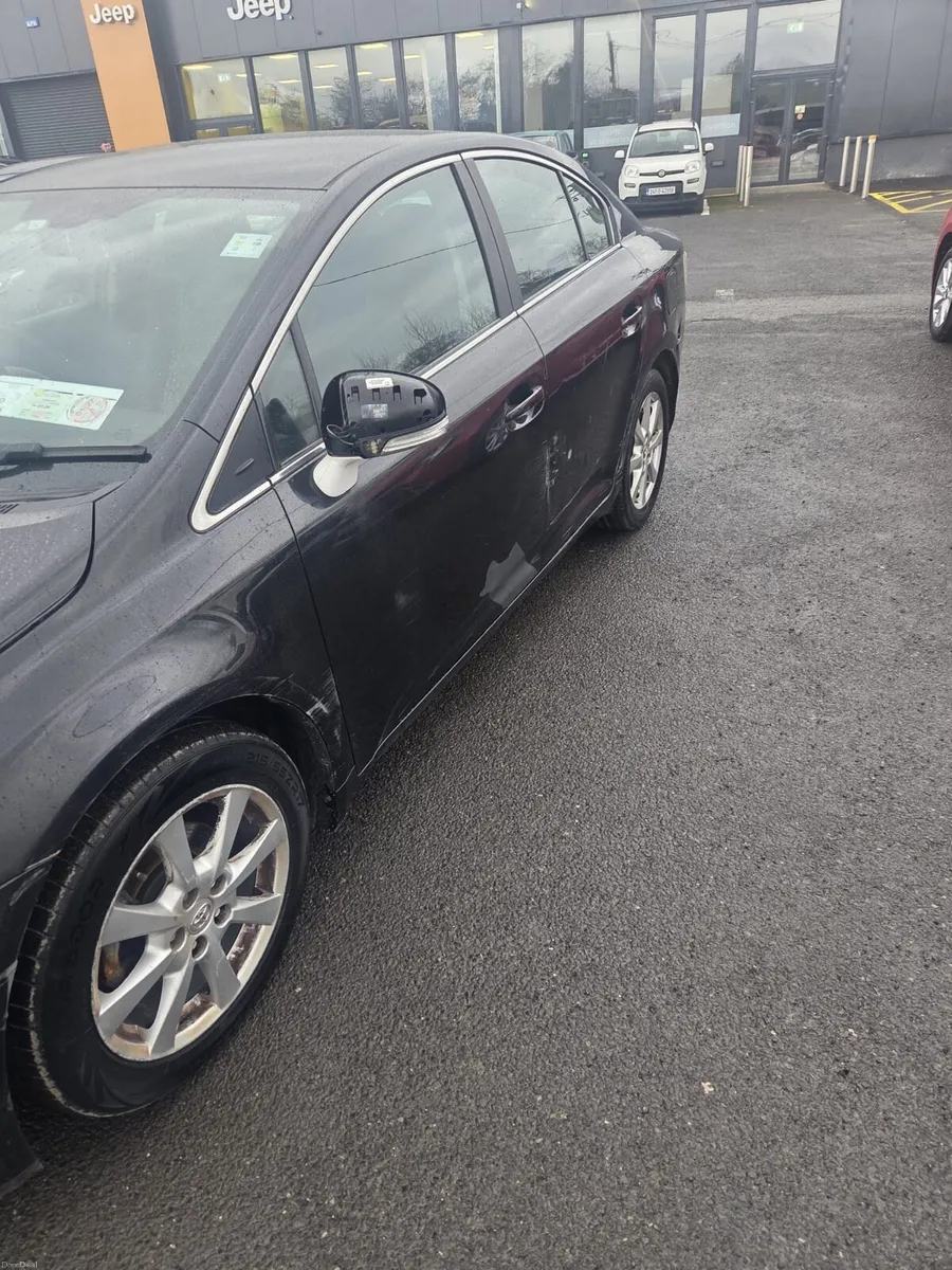 2013 Toyota Avensis - Image 4