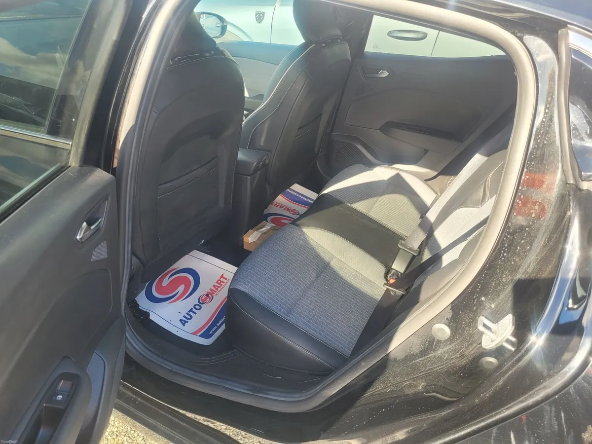 Renault Clio 2025 RS line - Image 3