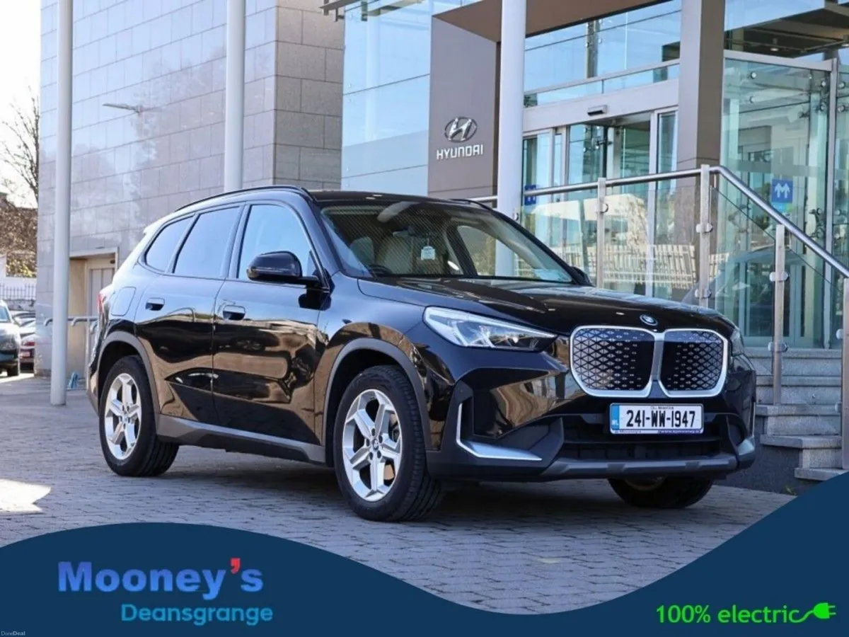 BMW iX1 eDrive20 Sport LOW MILEAGE - Image 1