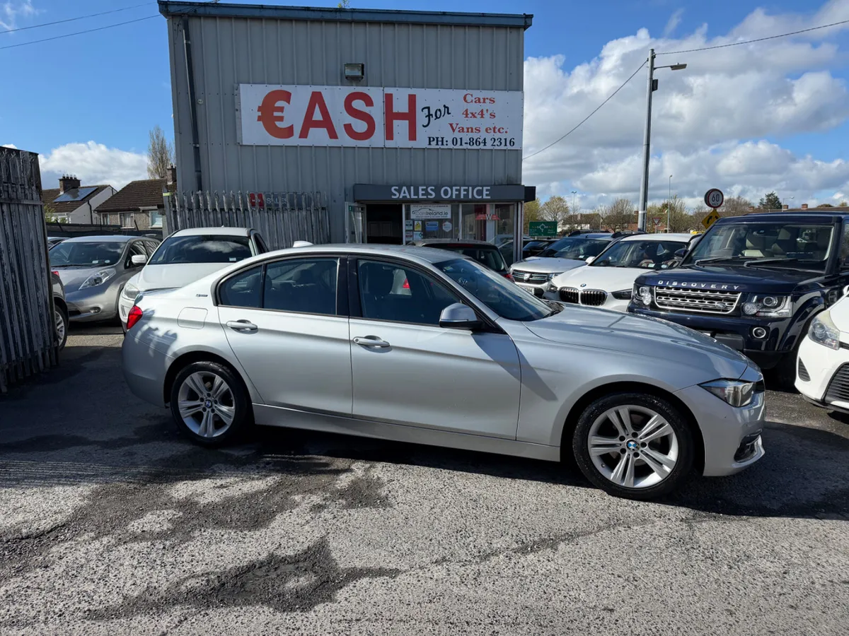 BMW 3-Series 2016 330e in top condition €9950 - Image 1