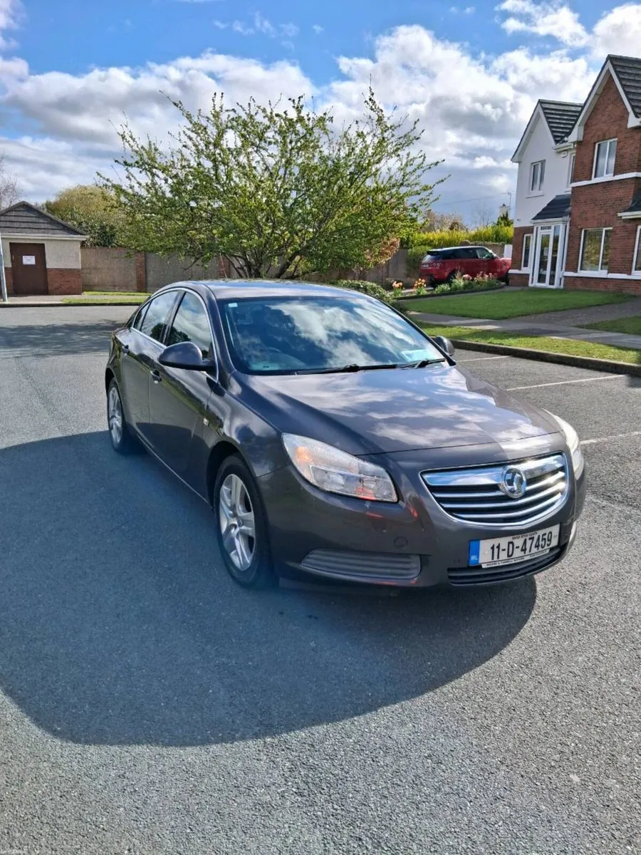 2011 Vauxhall insignia - Image 1