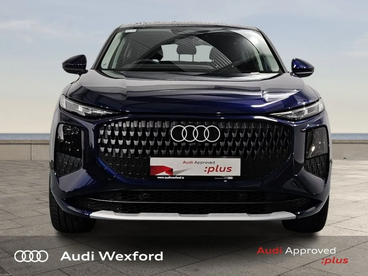 Audi Q3 Audi Q3 Sportback SE e-hybrid  200 kW S tr - Image 3