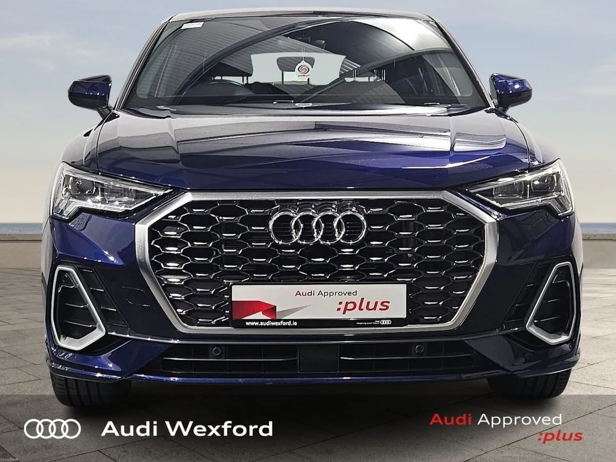 Audi Q3 45 TFSI E 245HP S Tronic S line Sportback - Image 2