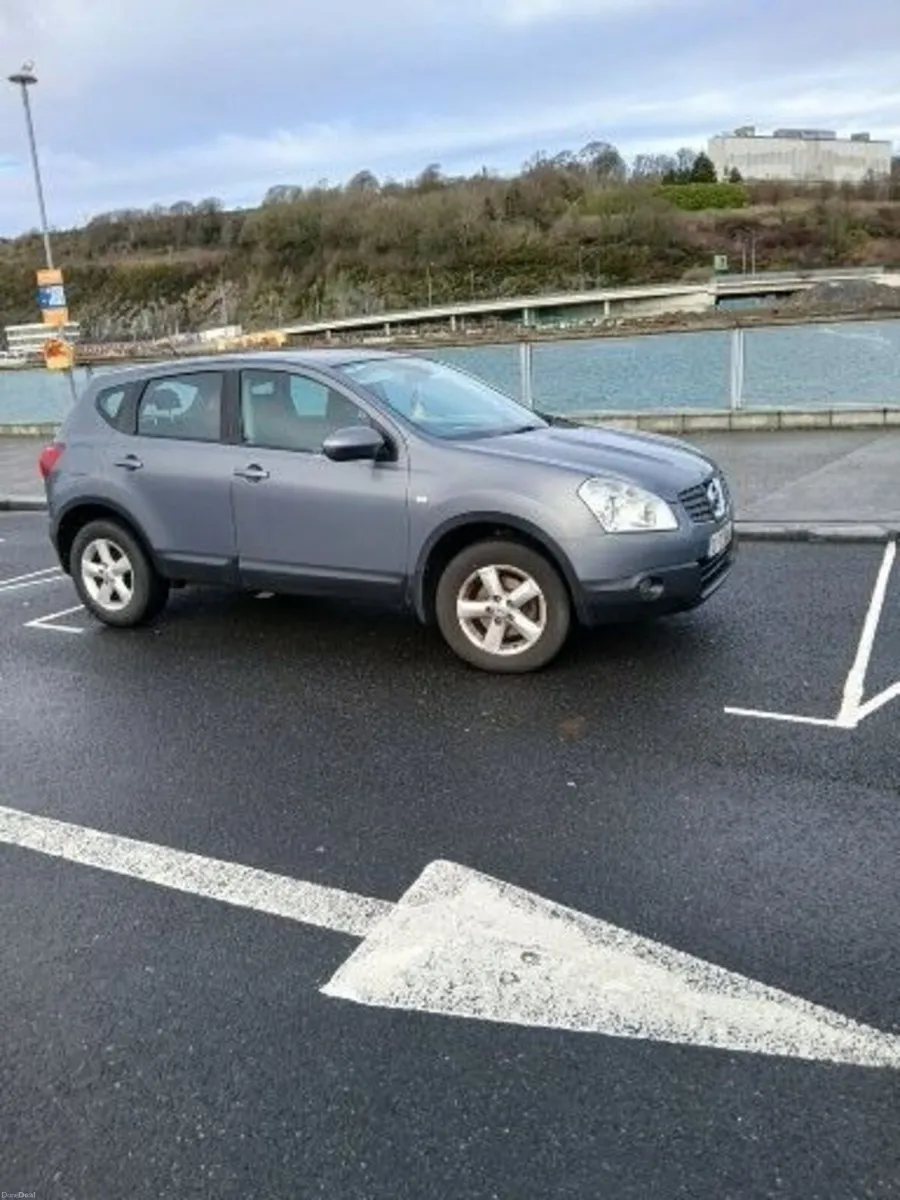 Nissan Qashqai 2007 low mileage NCT & TAX - Image 4