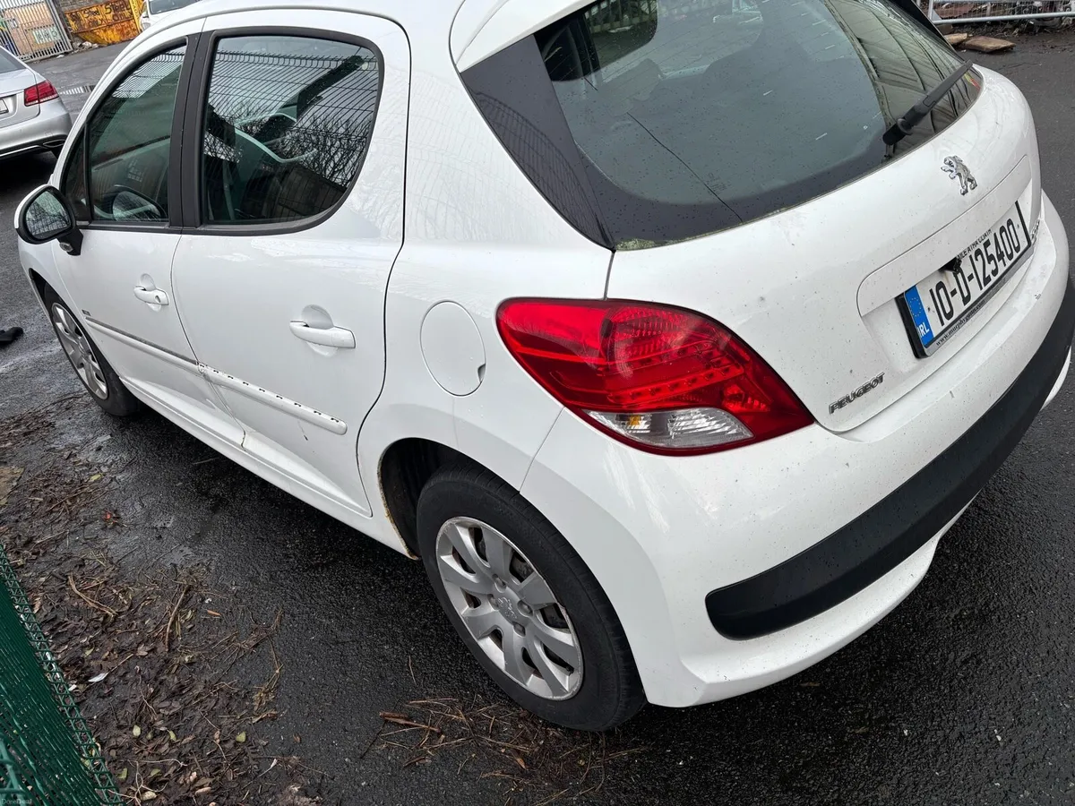 Peugeot 308 - Image 4