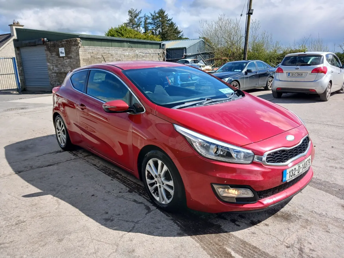 Kia Ceed 2013 - Image 2