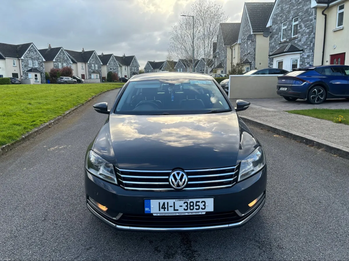 2014 Volkswagen Passat1.6 TDI 105 high line model - Image 3