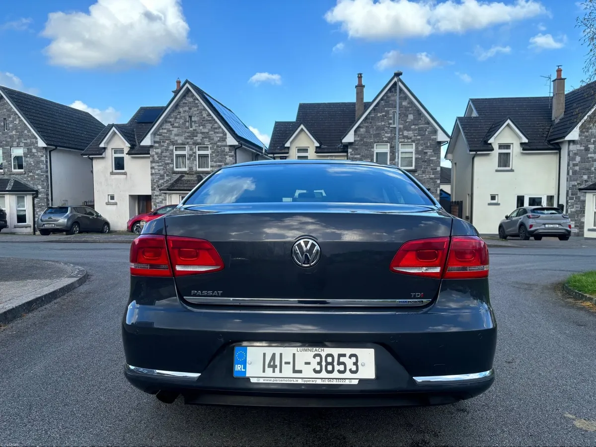 2014 Volkswagen Passat1.6 TDI 105 high line model - Image 4