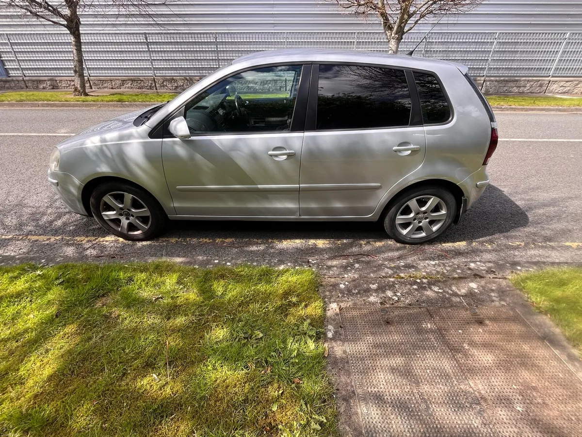 2010 Volkswagen Polo 1.2 Petrol 5door - Image 3