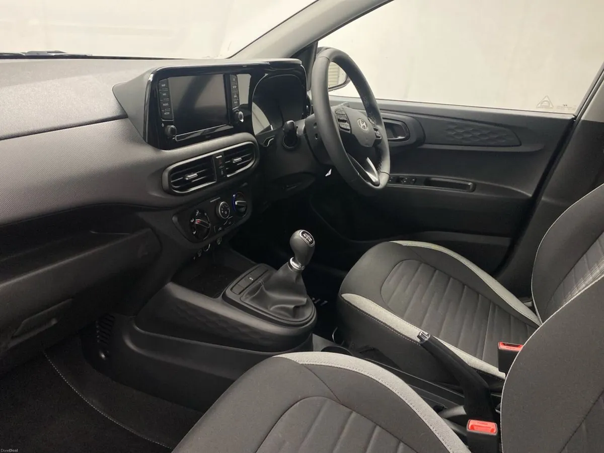 Hyundai i10 i10 Deluxe Plus - Image 3