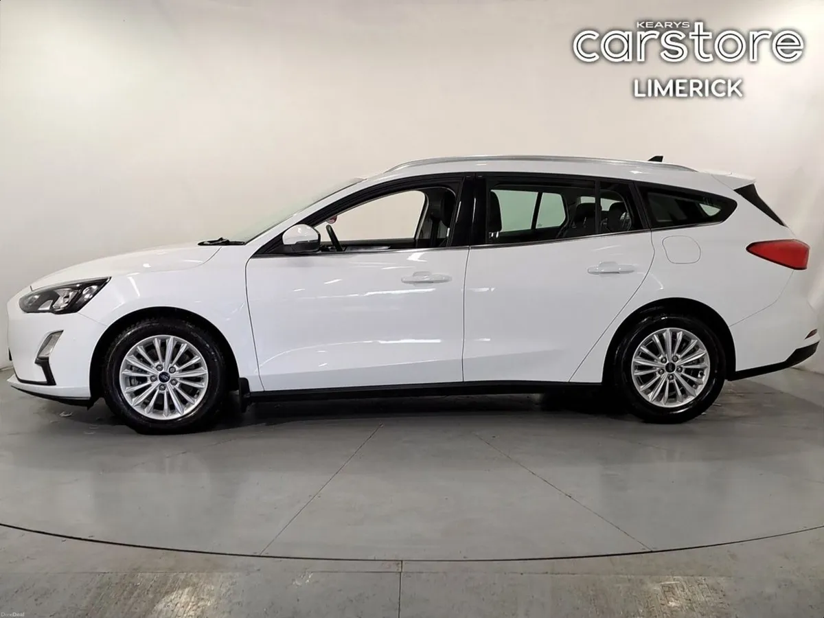 Ford Focus 1.0T EcoBoost Hybrid 125PS Titanium - Image 6