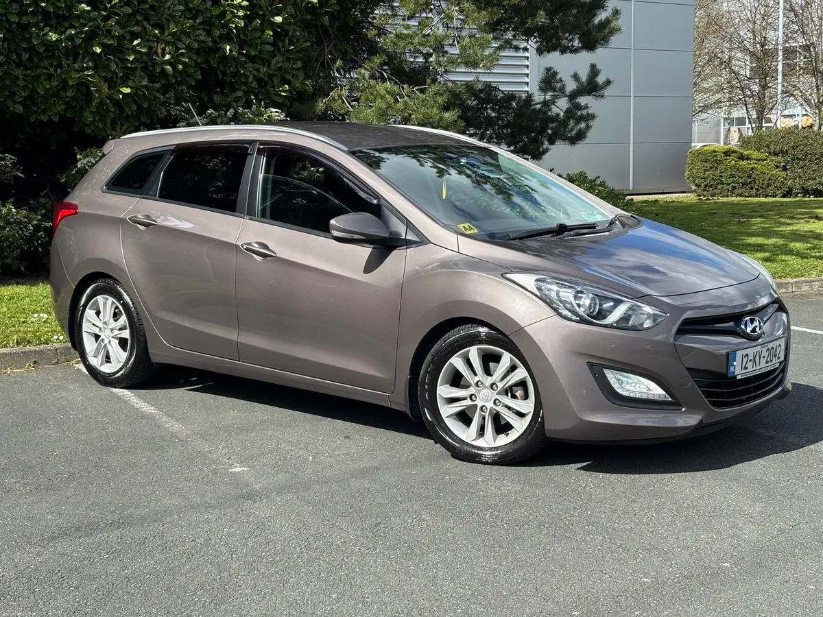 Hyundai i30 1.6 CRDI 2012 TAX & NCT High Spec - Image 4
