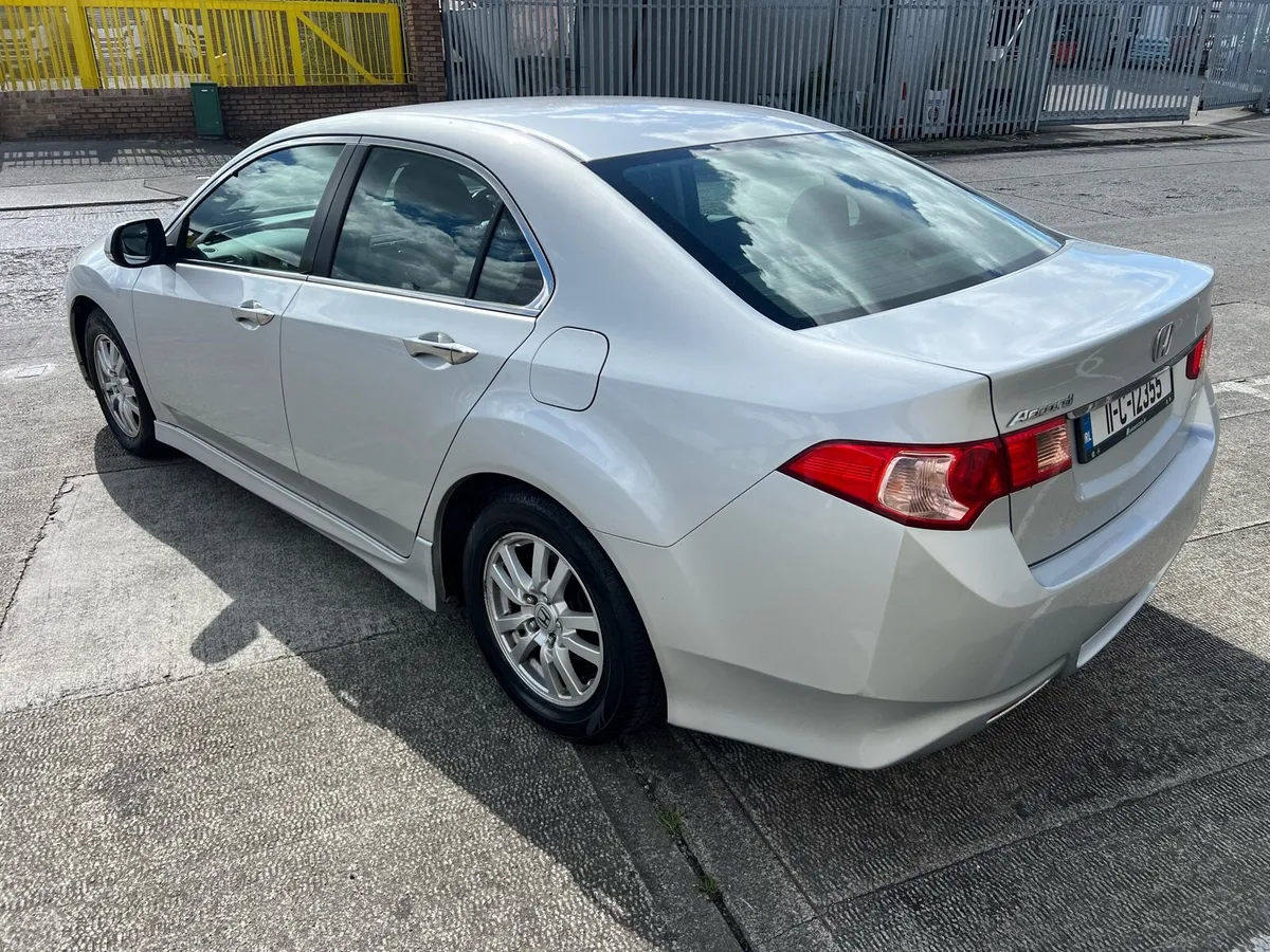 Honda Accord 2.2 iDTEC NCT 08/26 TAX 02/27 - Image 4