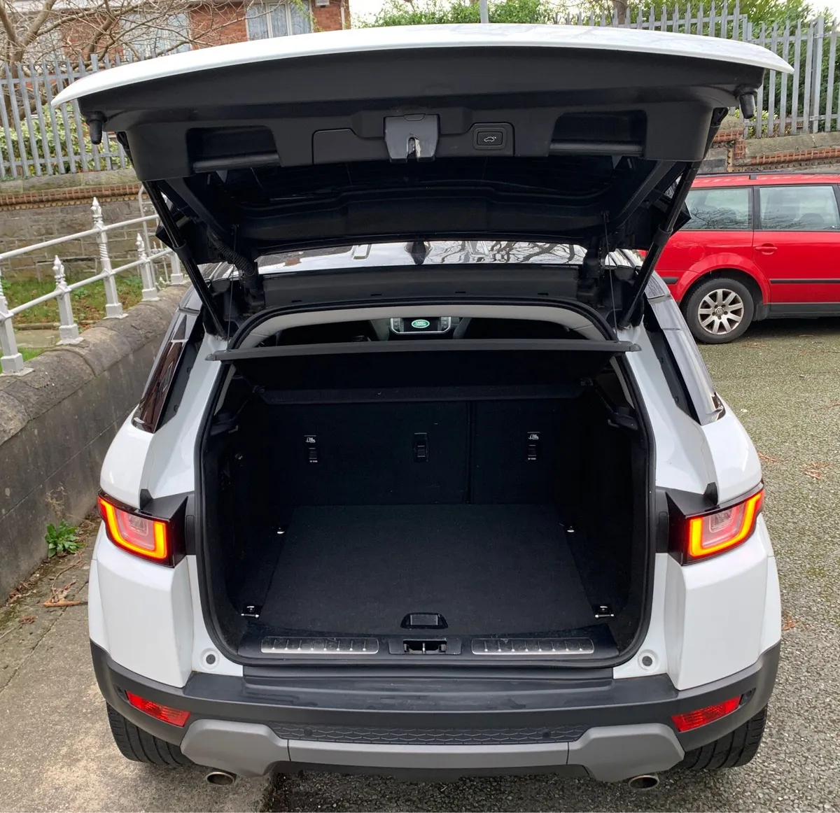 Land Rover Range Rover Evoque SE TECH ED4 - Image 4