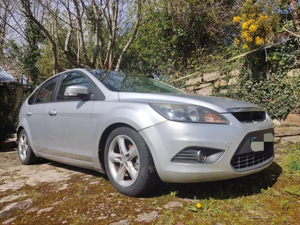 Ford Focus MK2 2009 1.6hdi silver - Image 1