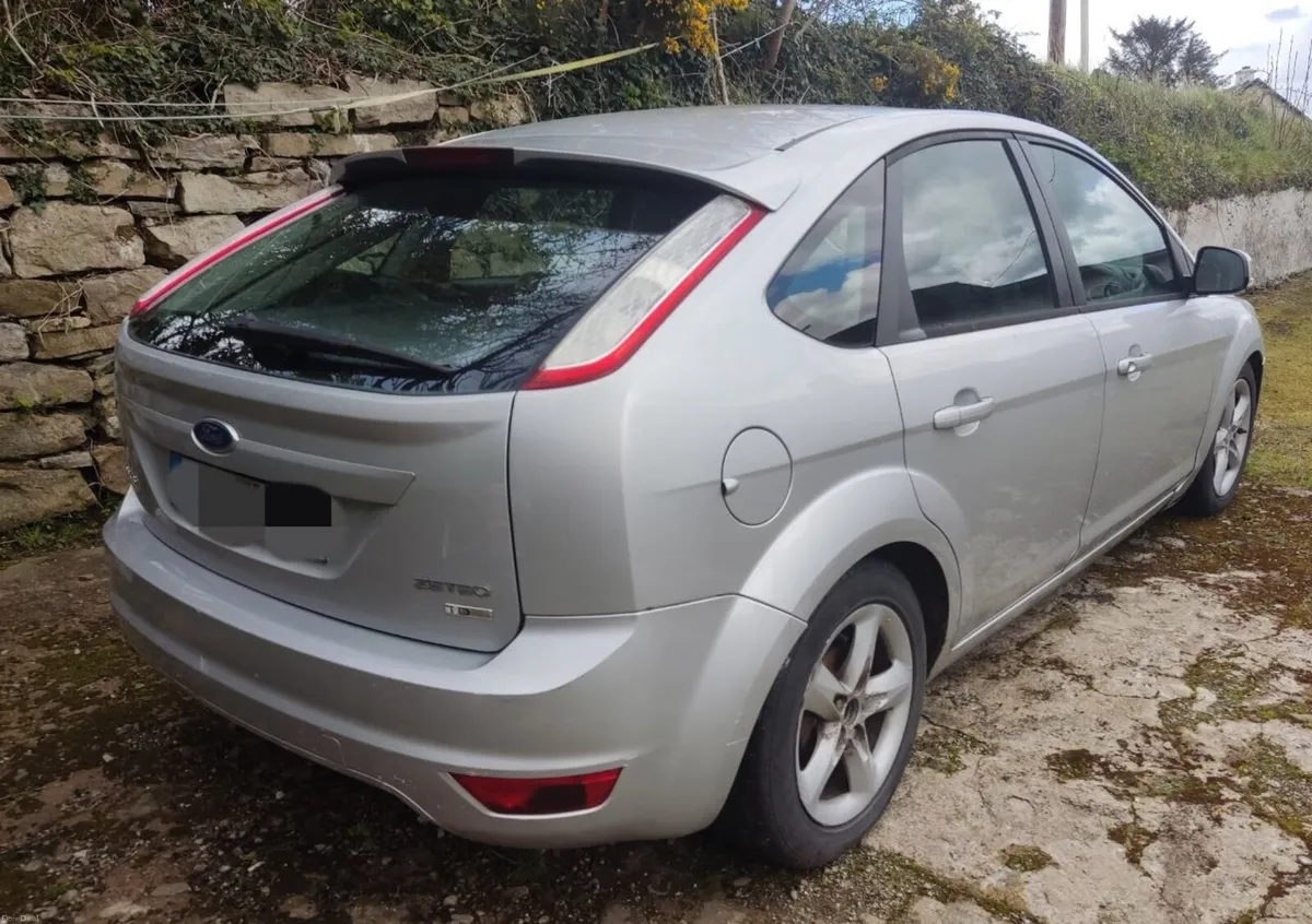 Ford Focus MK2 2009 1.6hdi silver - Image 4