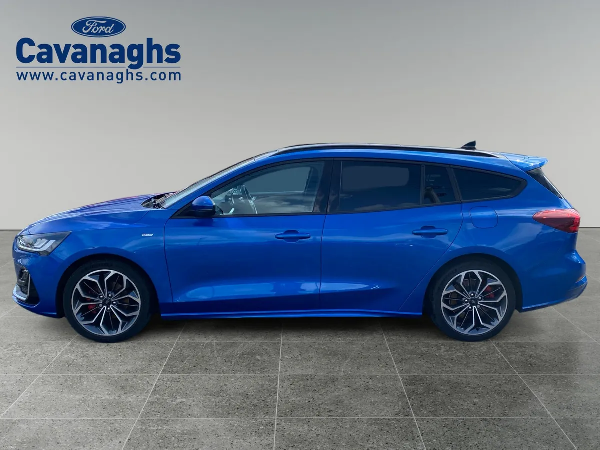 2022 Ford Focus 1.0St Line Vignale Edition Estate - Image 2