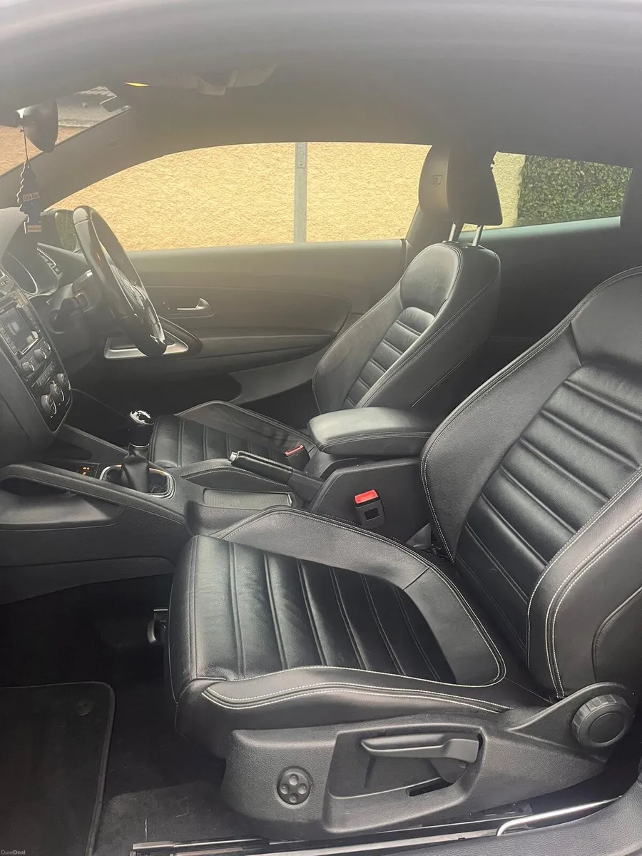 2014 Sirocco in excellent condition - Image 1