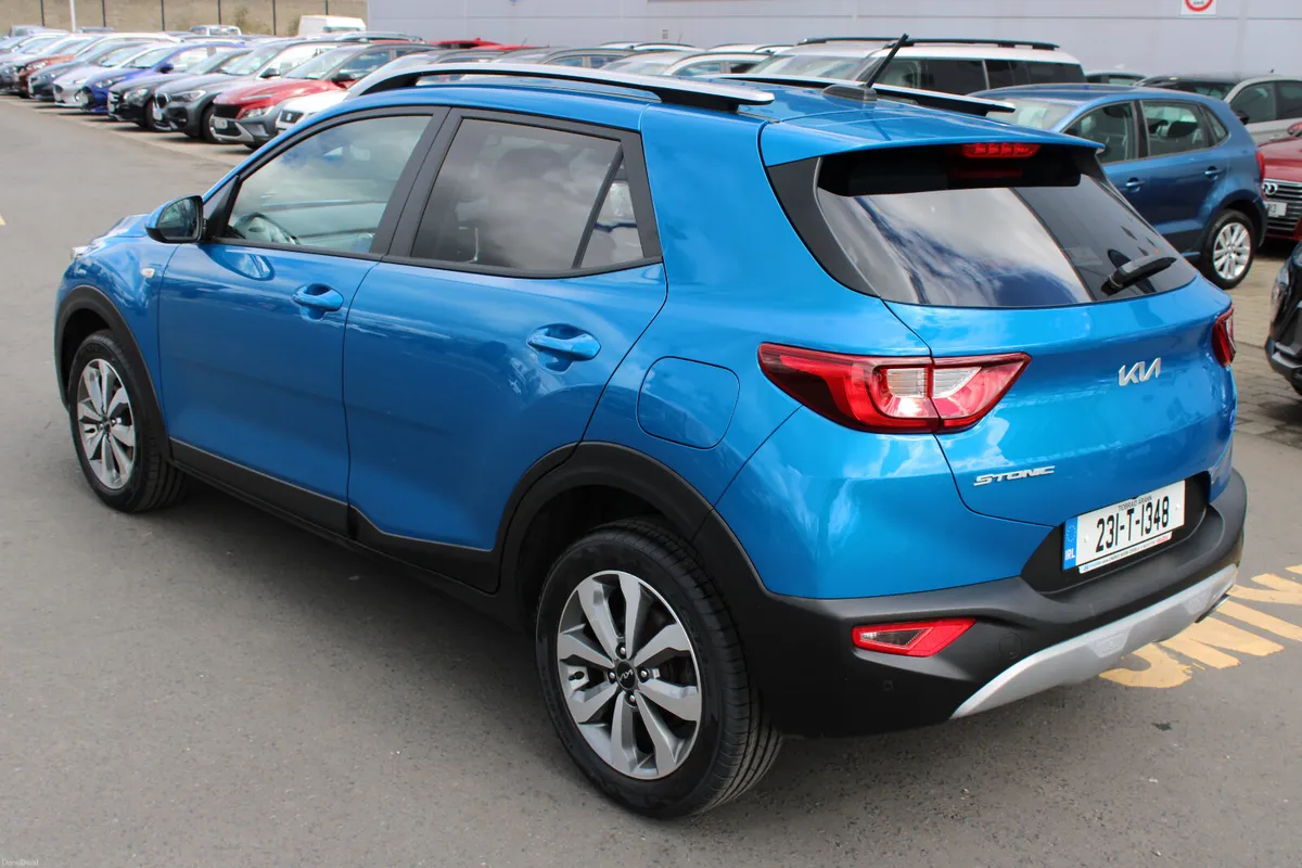 Kia Stonic 2023 - Image 3
