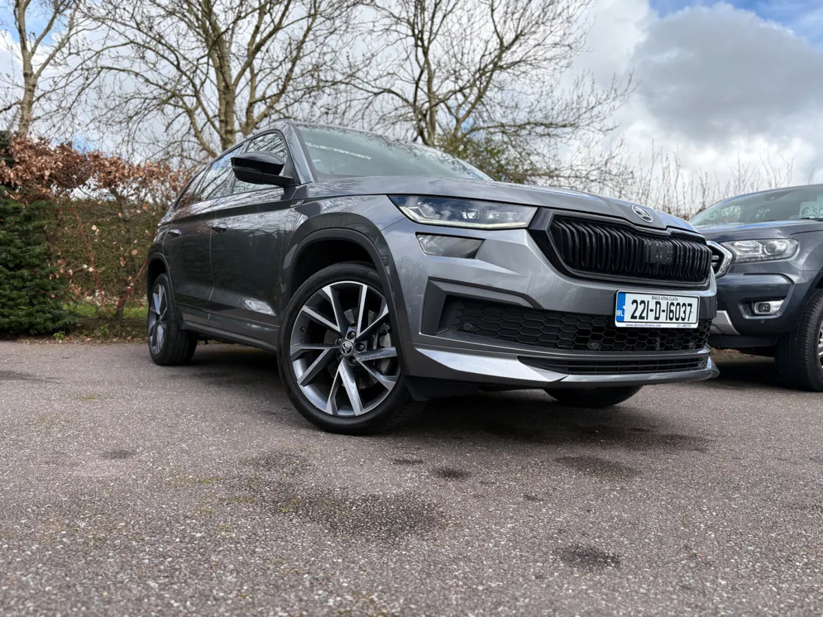 KODIAQ SPORTLINE | 1 OWNER | BIG SPEC - Image 3