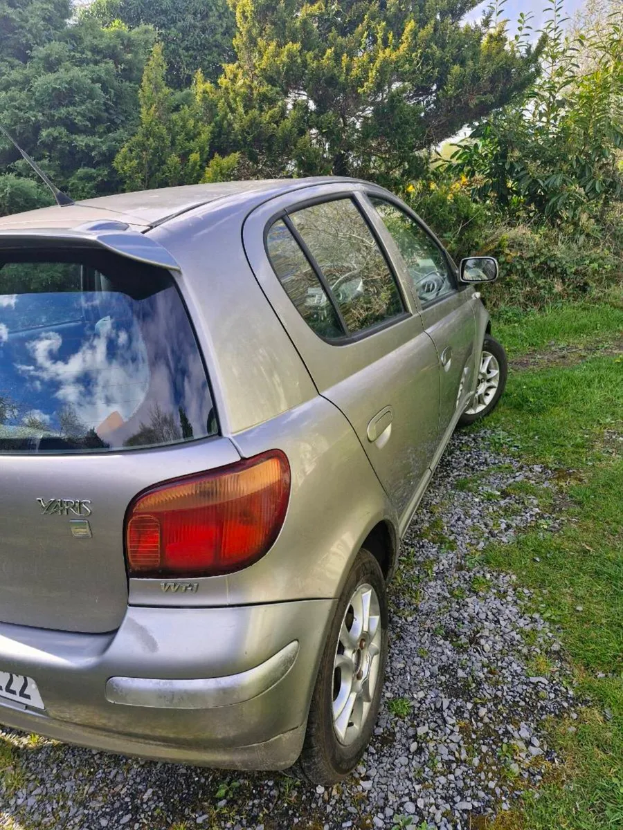 Toyota yaris - Image 3