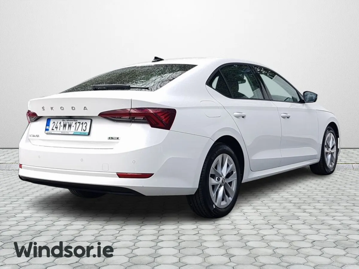 Skoda Octavia OCTAVIA AMB 1.0TSI MHEV 110HP DSG - Image 3