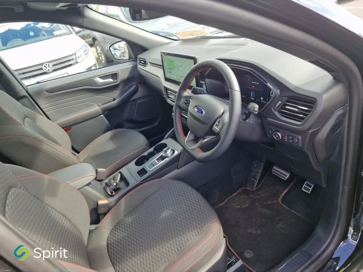 Ford Kuga 2.5 Duratec 243PS PHEV ST-Line X Auto - Image 4