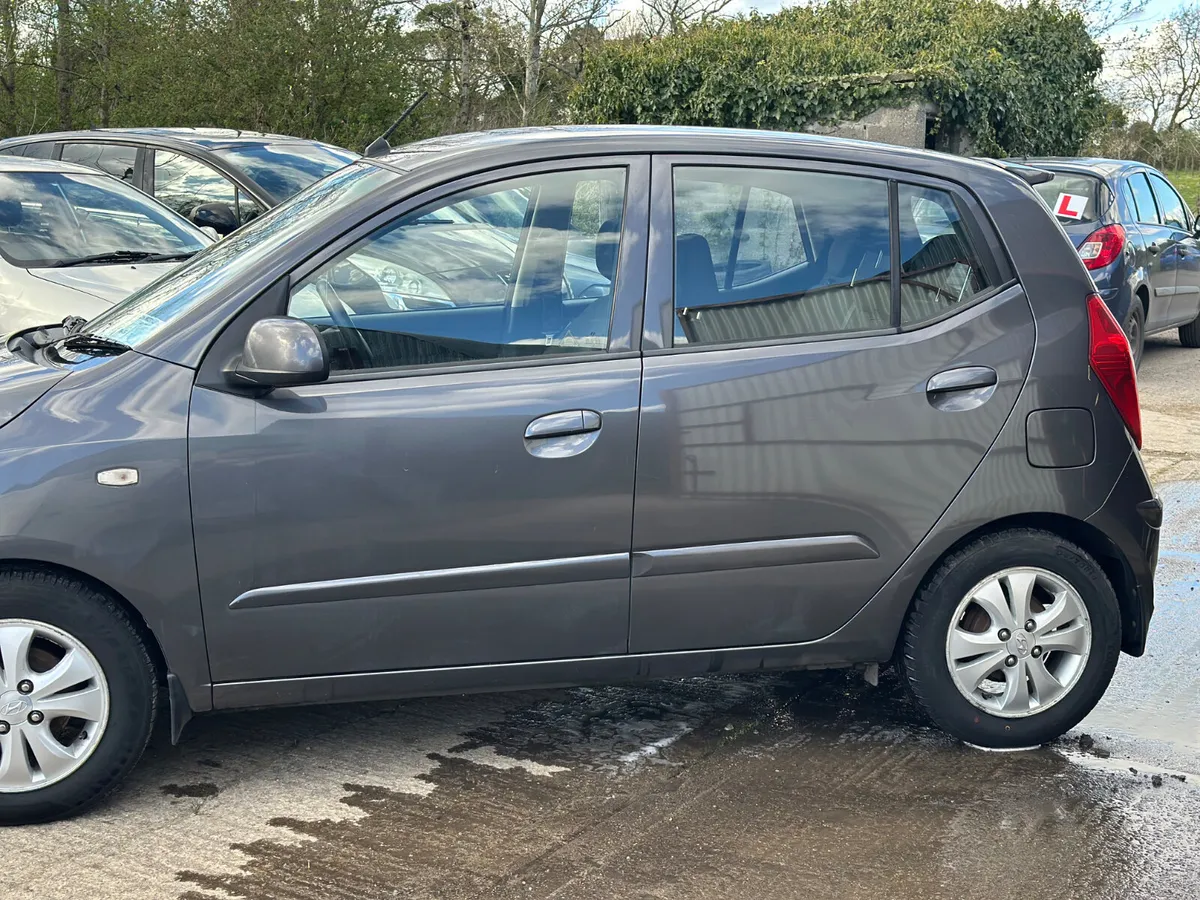 Hyundai i10 2012 Petrol Manual - Image 2
